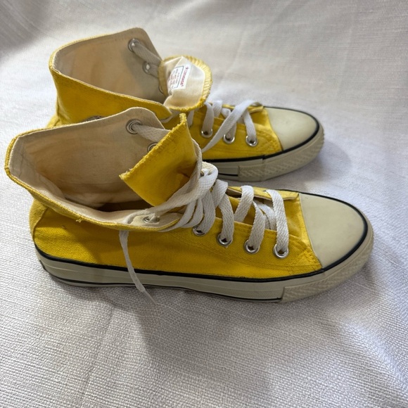 Converse Yellow High-Top Sneakers vintage lemon yellow hi tops - Picture 3 of 11
